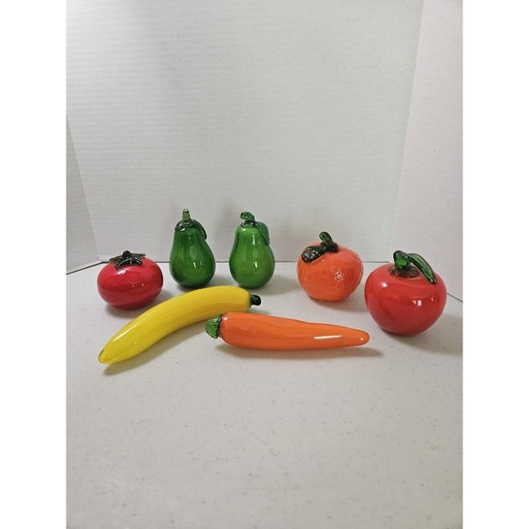 Vintage Lot of 7 Piece Murano Style Hand Blown Glass Fruits & Vegetables - Picture 1 of 3